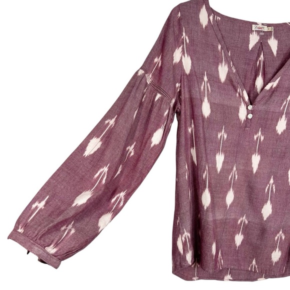 FAHERTY Women's Patterned Boho Peasant V-Neck Blouse Small - Picture 3 of 8